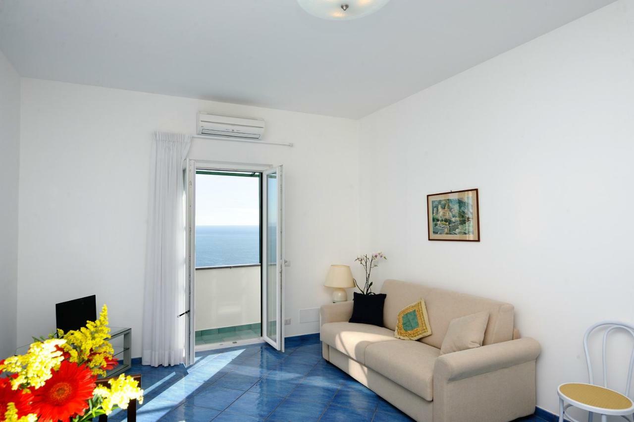Amalfi Blue Flowers A Экстерьер фото